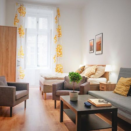 Apartamento Jozsef Krt 3Br - Near Corvin Budapest Exterior foto